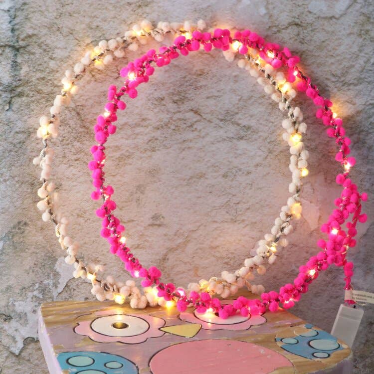 Pom Pom Wreath Led