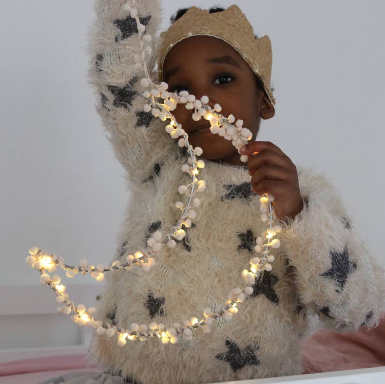 Pom Pom Fairy Light Moon